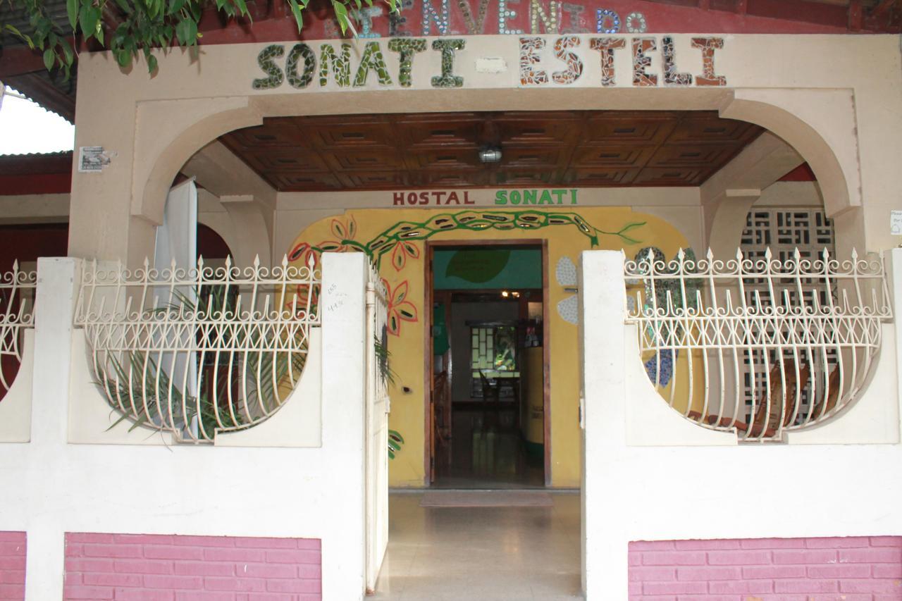 Hostal Sonati Estelí エクステリア 写真
